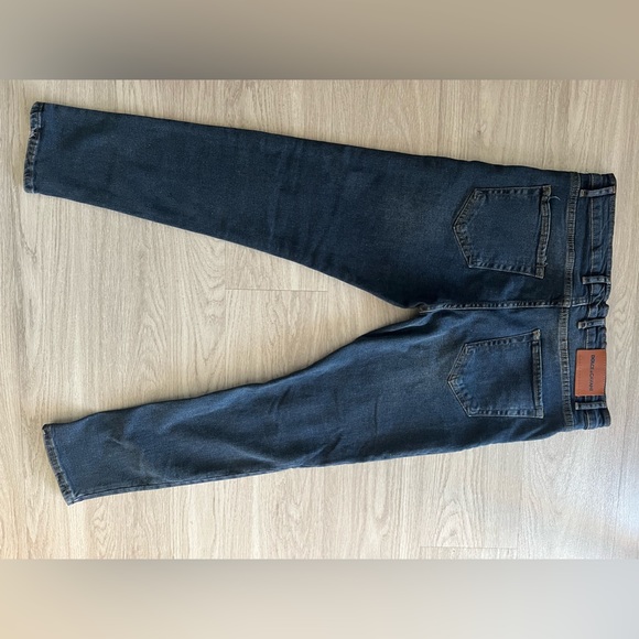 BLEU JEANS - Picture 3 of 7